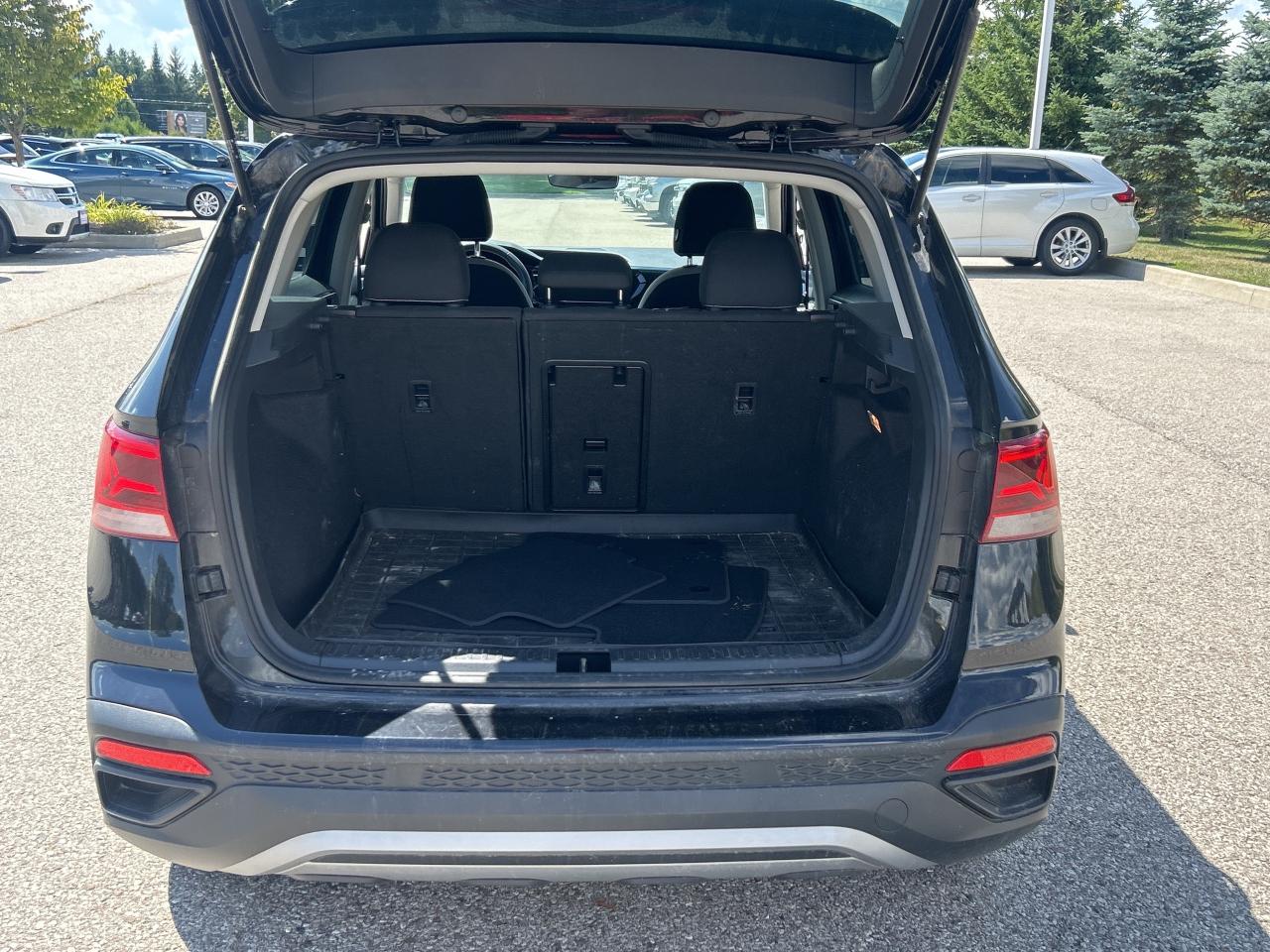 2023 Volkswagen Taos Trendline 4MOTION   Heated Seats & Steering Wheel Photo