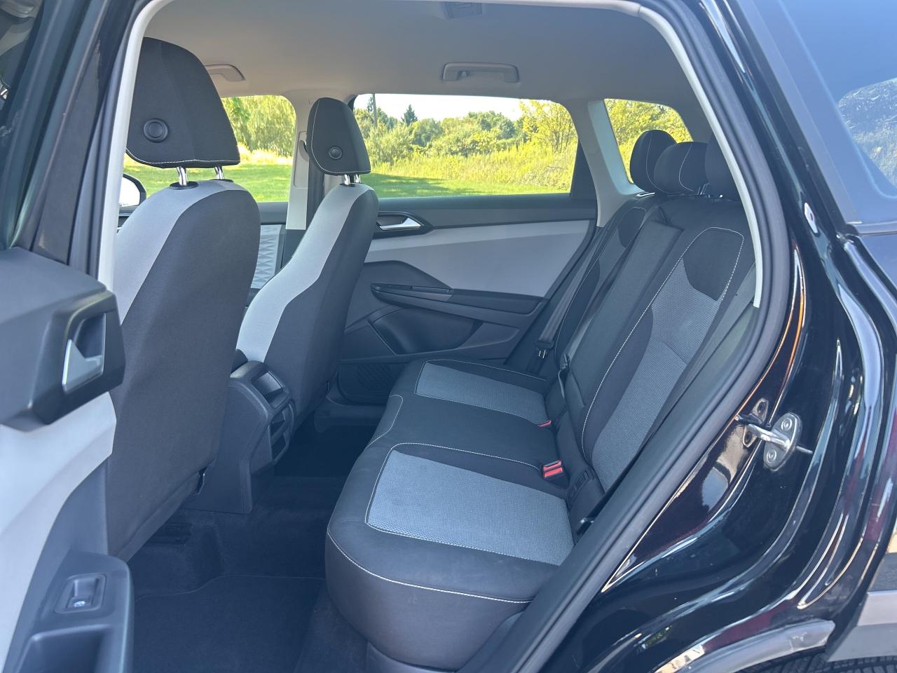 2023 Volkswagen Taos Trendline 4MOTION   Heated Seats & Steering Wheel Photo