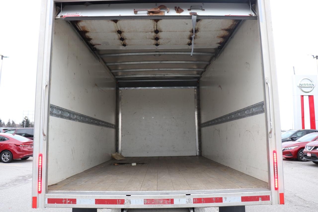 2019 Chevrolet Express Commercial Cutaway EXPRESS 3500 CUBE TRUCK CERTIFIED COMMERCIAL SAFTY Photo