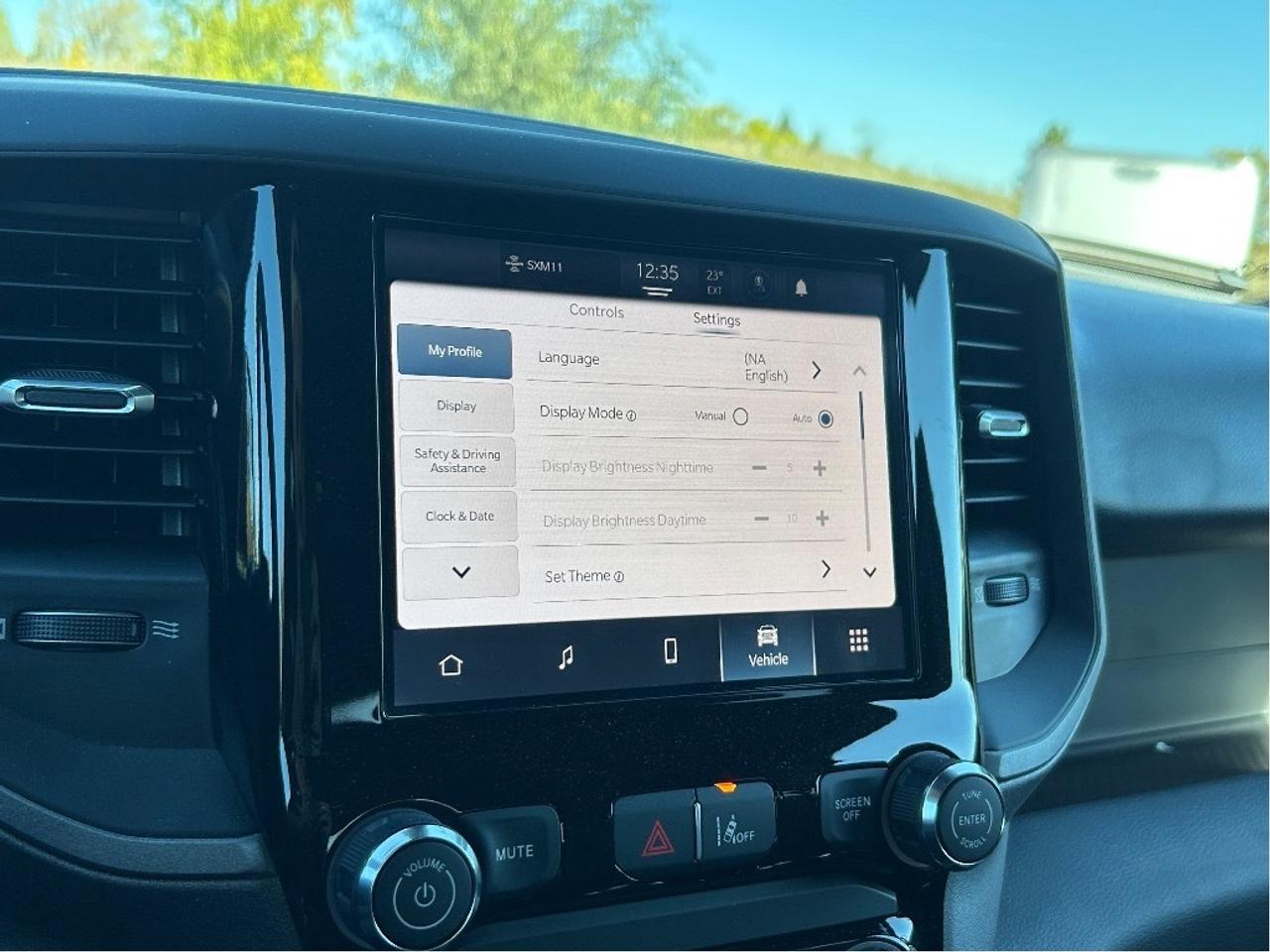 2025 RAM 1500 Tradesman 4x4 Crew Cab   Remote Start   Blind-spot Photo