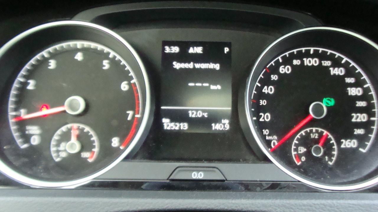 2016 Volkswagen Golf 5dr HB Auto 1.8 TSI Trendline*NEW PRICE!*LOW KM`S! Photo