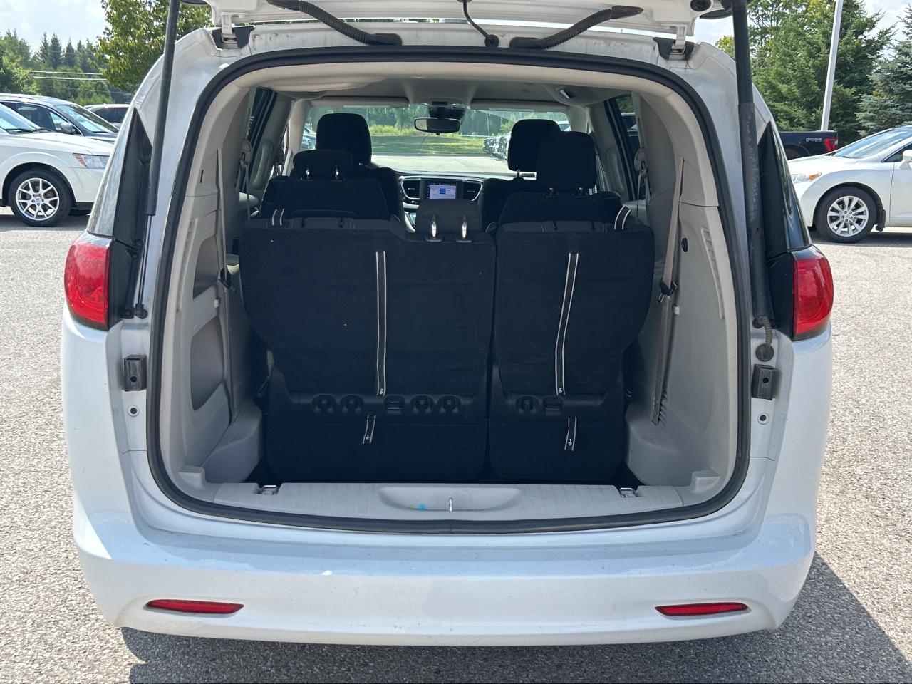 2024 Chrysler Grand Caravan SXT   Heated Seats & Steering Wheel   Power Doors Photo