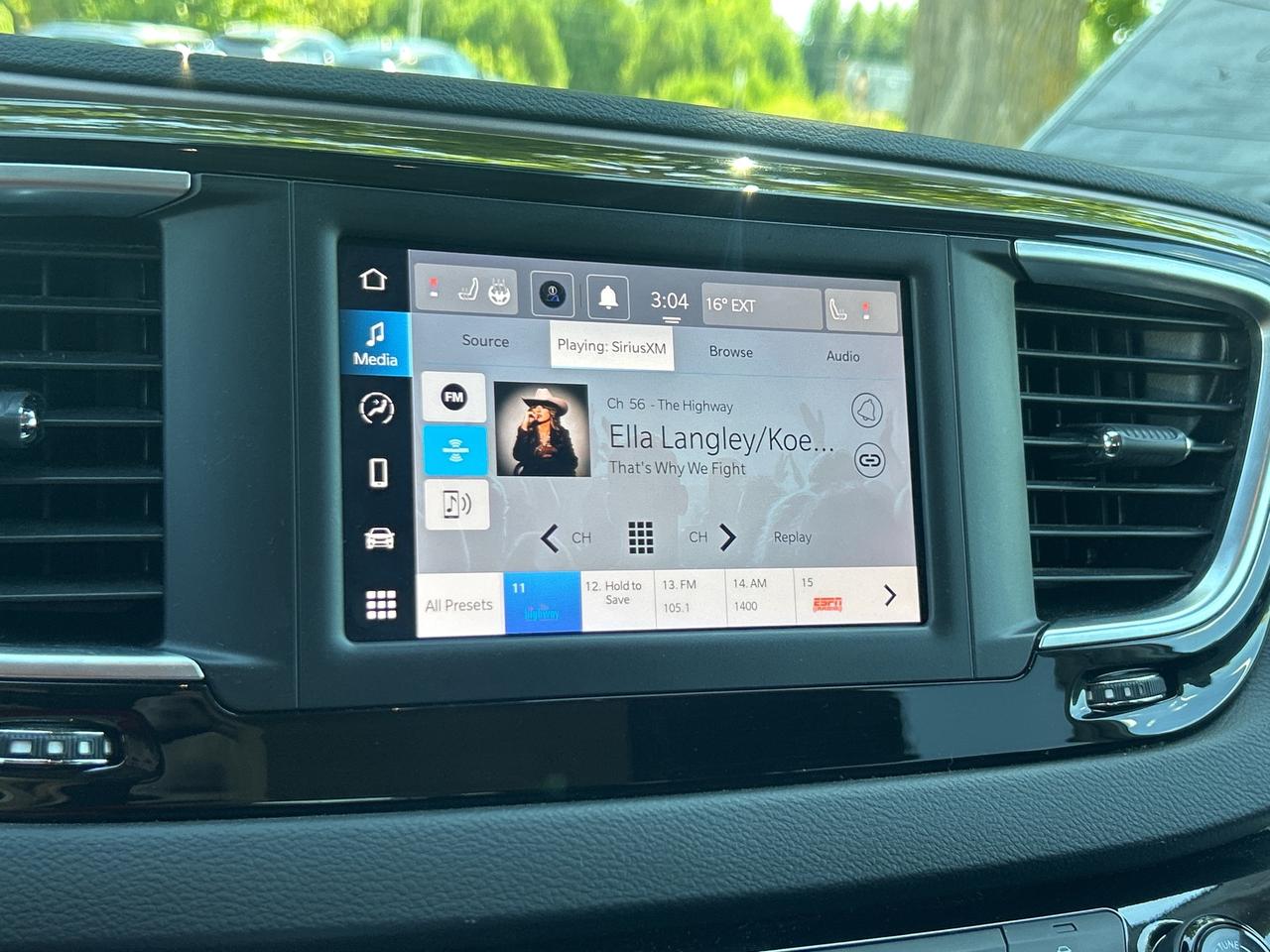 2024 Chrysler Grand Caravan SXT   Heated Seats & Steering Wheel   Power Doors Photo