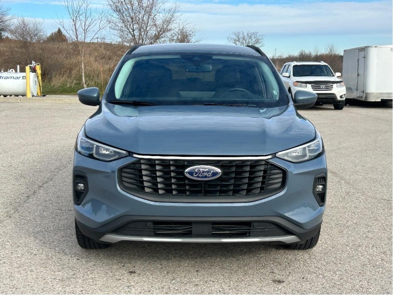 2025 Ford Escape Platinum AWD   Nav   Heated Seats & Steering Wheel Photo