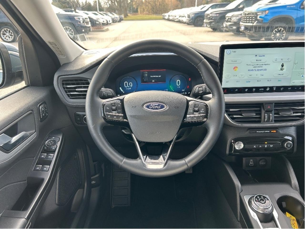 2025 Ford Escape Platinum AWD   Nav   Heated Seats & Steering Wheel Photo