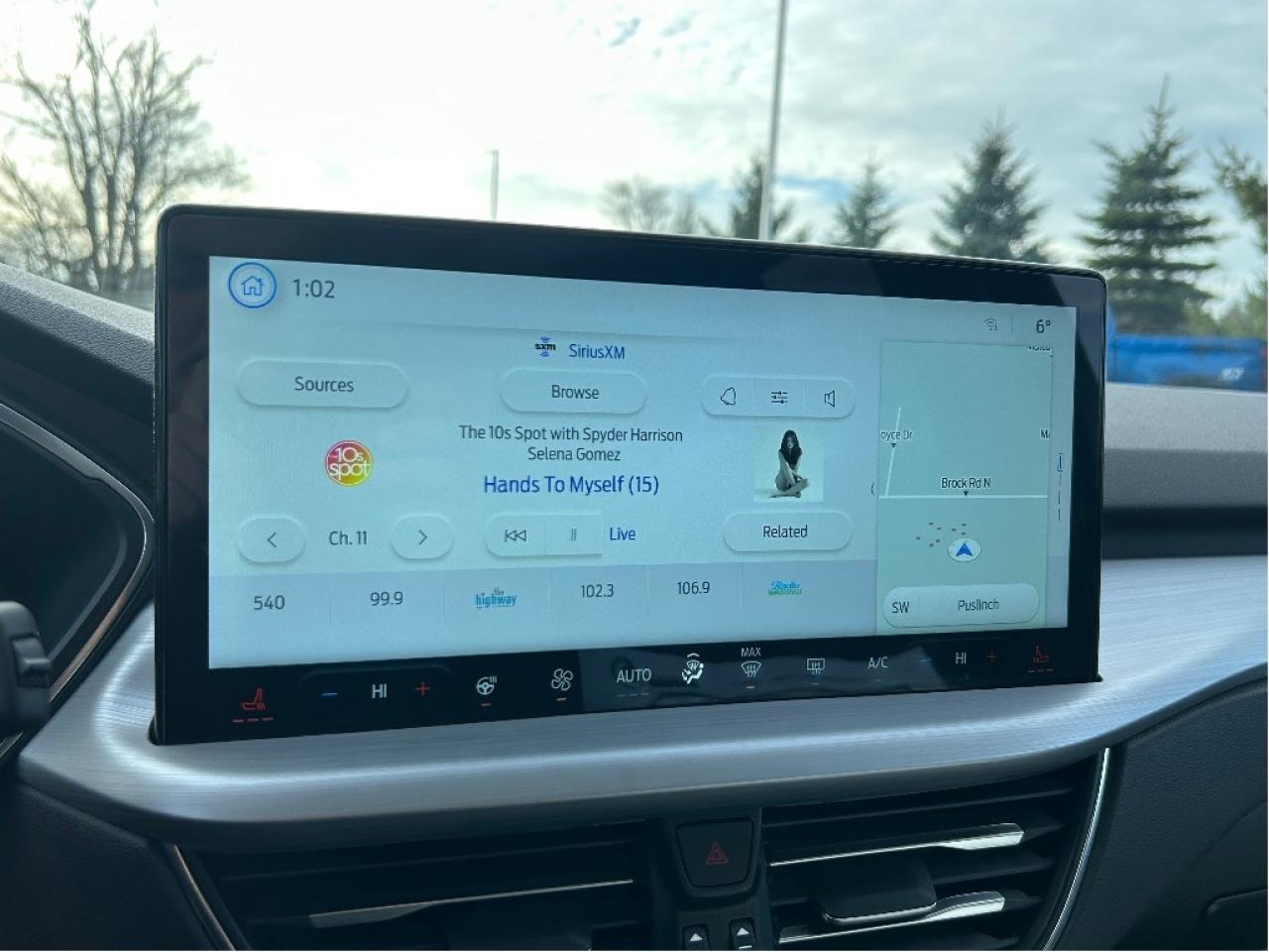 2025 Ford Escape Platinum AWD   Nav   Heated Seats & Steering Wheel Photo