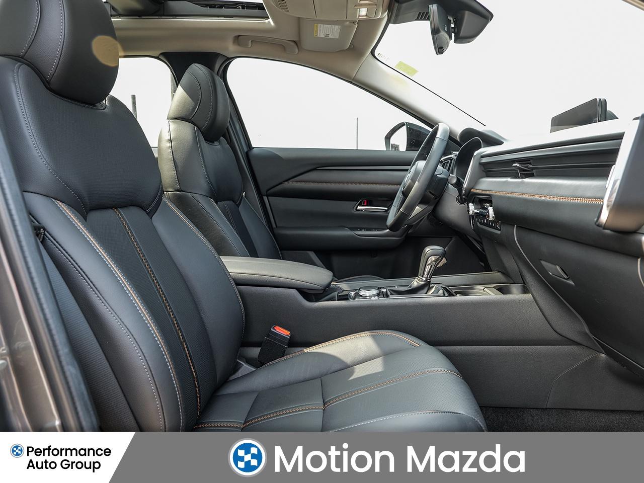 2024 Mazda CX-50 GT AWD   LEASE RETURN   BOSE   LEATHER Photo