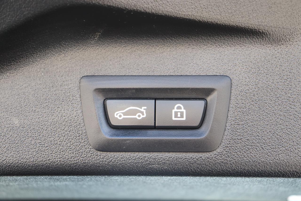 2022 BMW X5 X5 XDRIVE 45E M SPORT PACKAGE PREM ESSENTIAL PACKA Photo