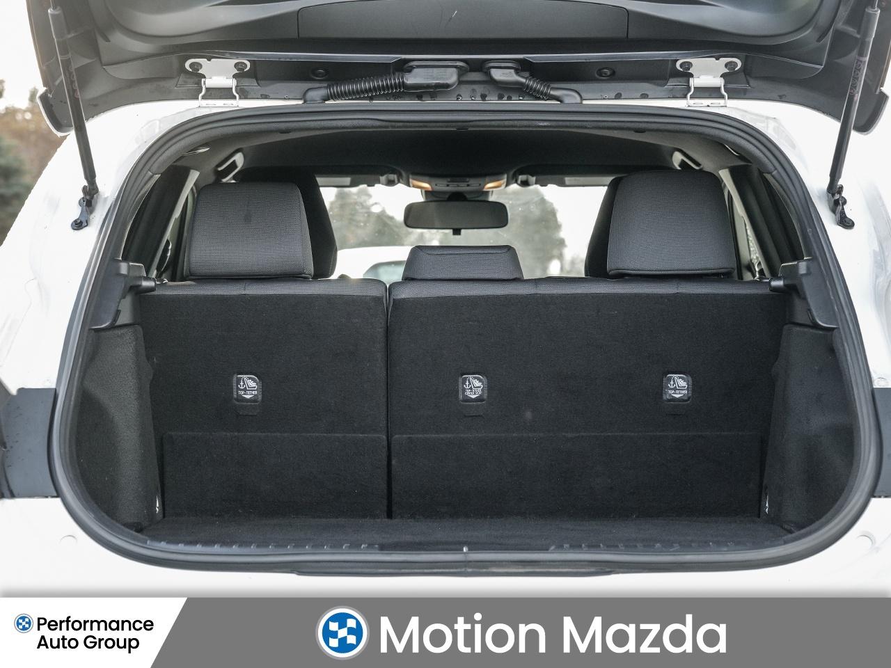 2019 Toyota Corolla Hatchback CVT   FRESH TRADE   CLEAN CARFAX Photo