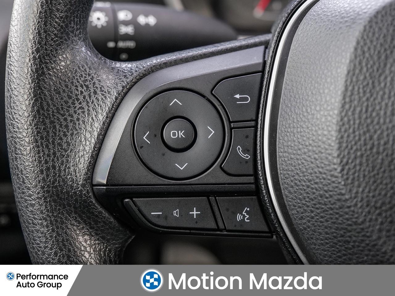 2019 Toyota Corolla Hatchback CVT   FRESH TRADE   CLEAN CARFAX Photo