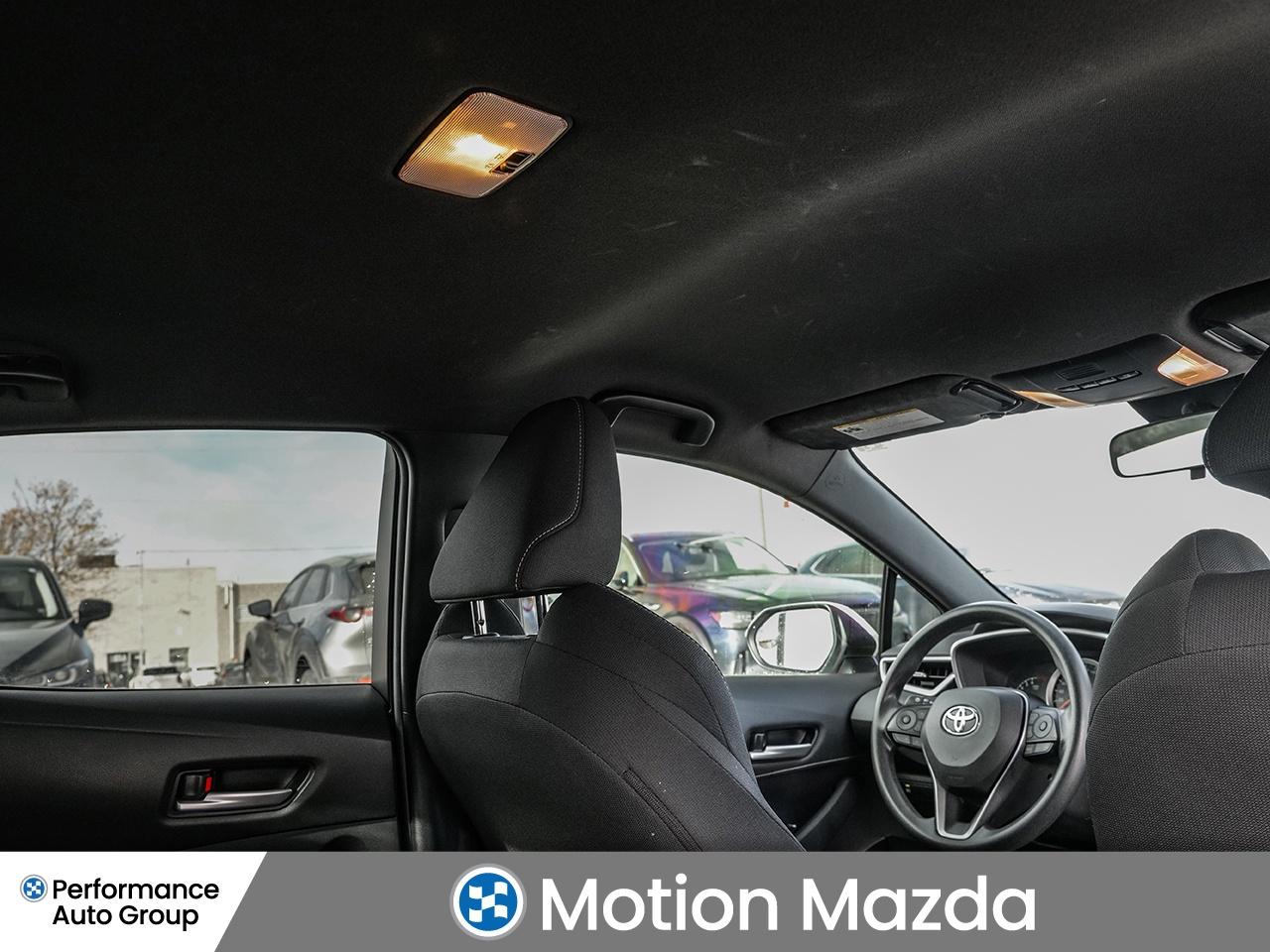 2019 Toyota Corolla Hatchback CVT   FRESH TRADE   CLEAN CARFAX Photo