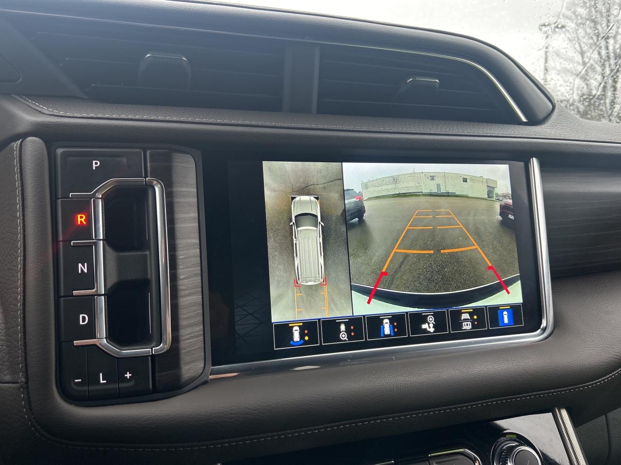 2022 GMC Yukon Denali   Memory Seats   Head Up Display Photo