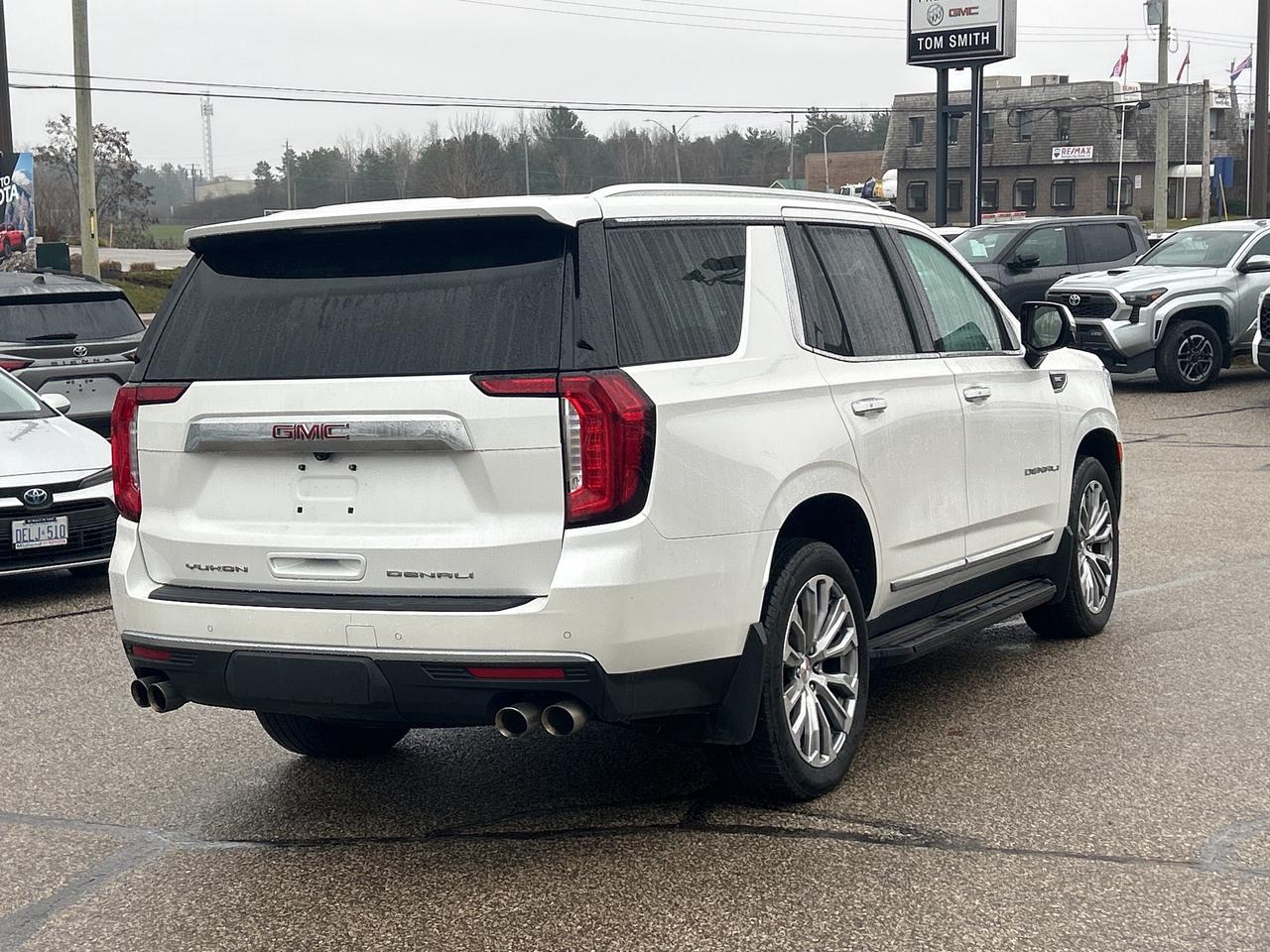 2022 GMC Yukon Denali   Memory Seats   Head Up Display Photo