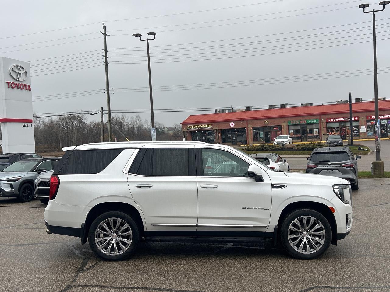 2022 GMC Yukon Denali   Memory Seats   Head Up Display Photo