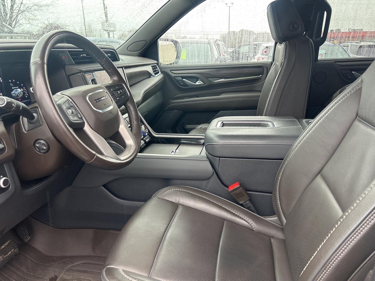 2022 GMC Yukon Denali   Memory Seats   Head Up Display Photo