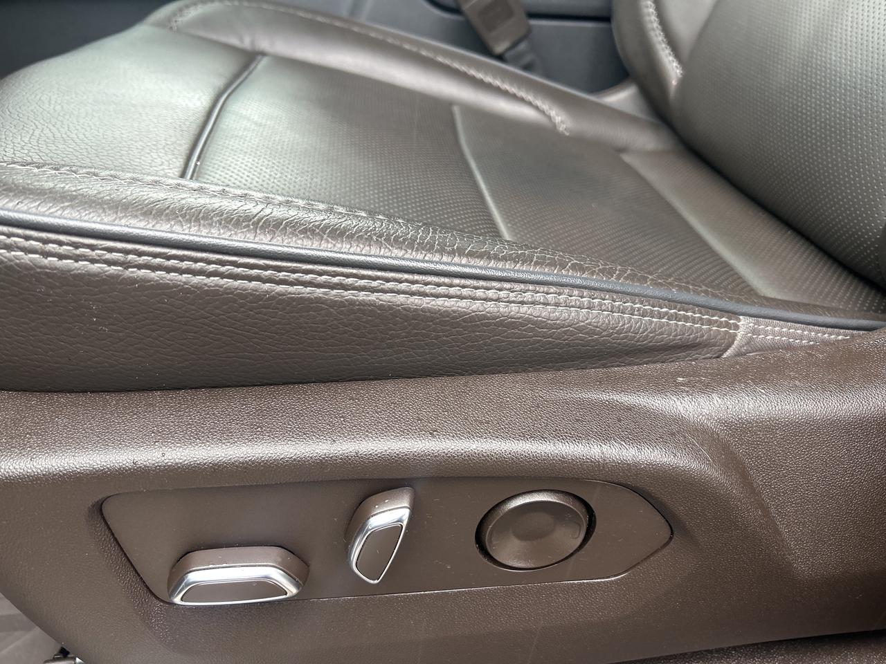 2022 GMC Yukon Denali   Memory Seats   Head Up Display Photo