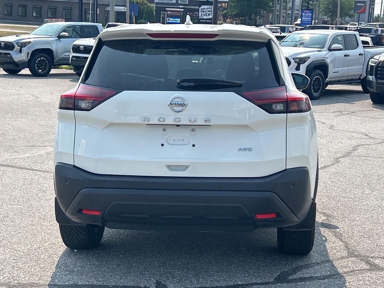 2021 Nissan Rogue S   Heated Front Seats   NO REPORTED ACCIDENTS Photo3