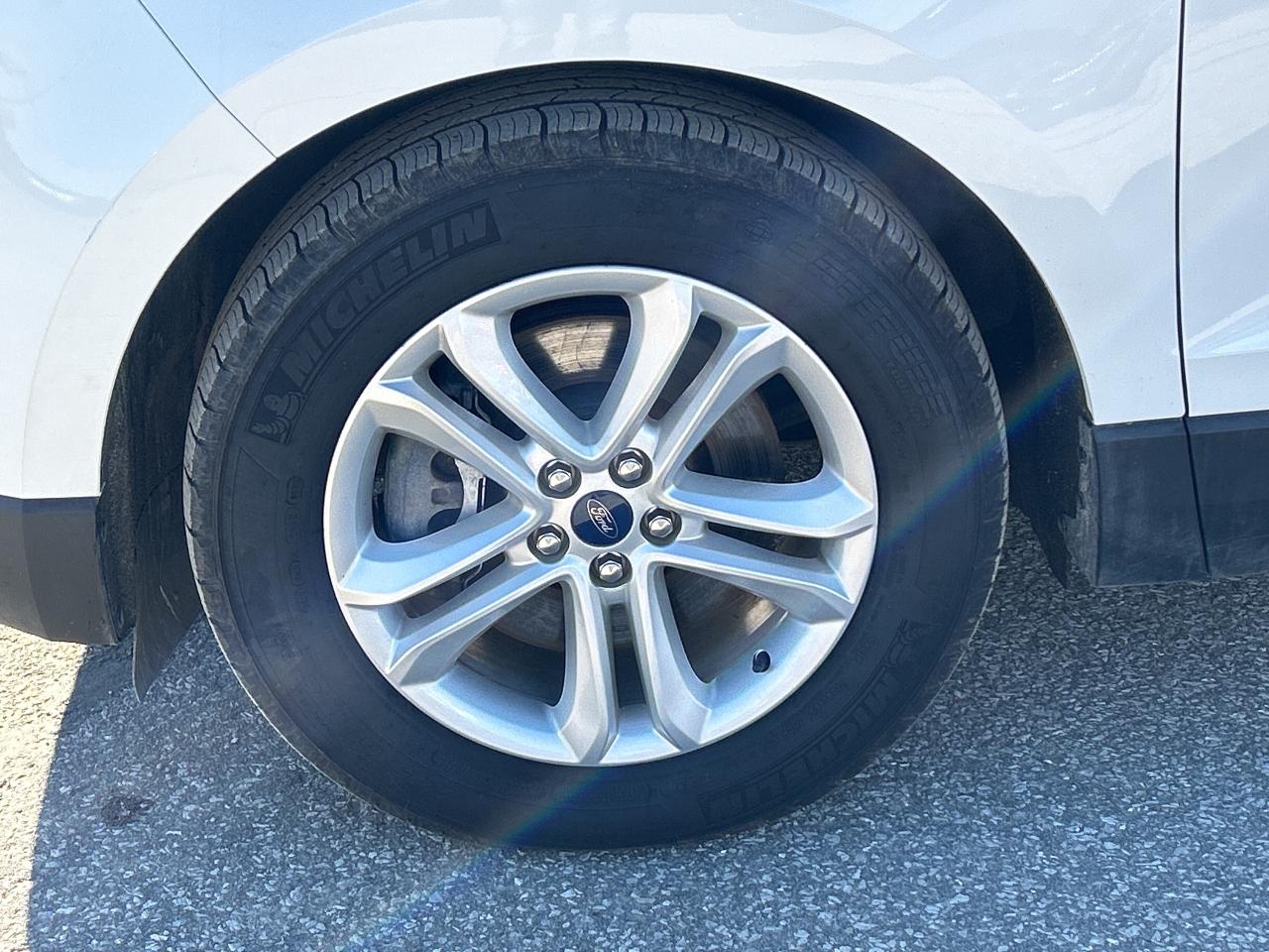 2020 Ford Edge SEL   Back Up Camera Washer   LOW KILOMETRES Photo