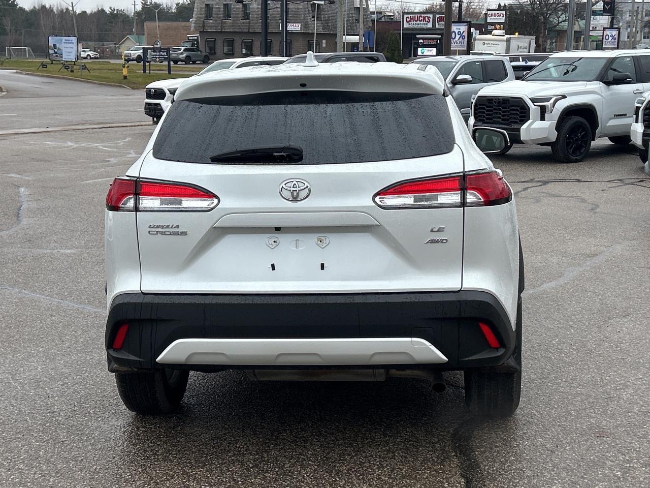 2023 Toyota Corolla Cross LE   8" Touchscreen   Heated Steering Wheel Photo3