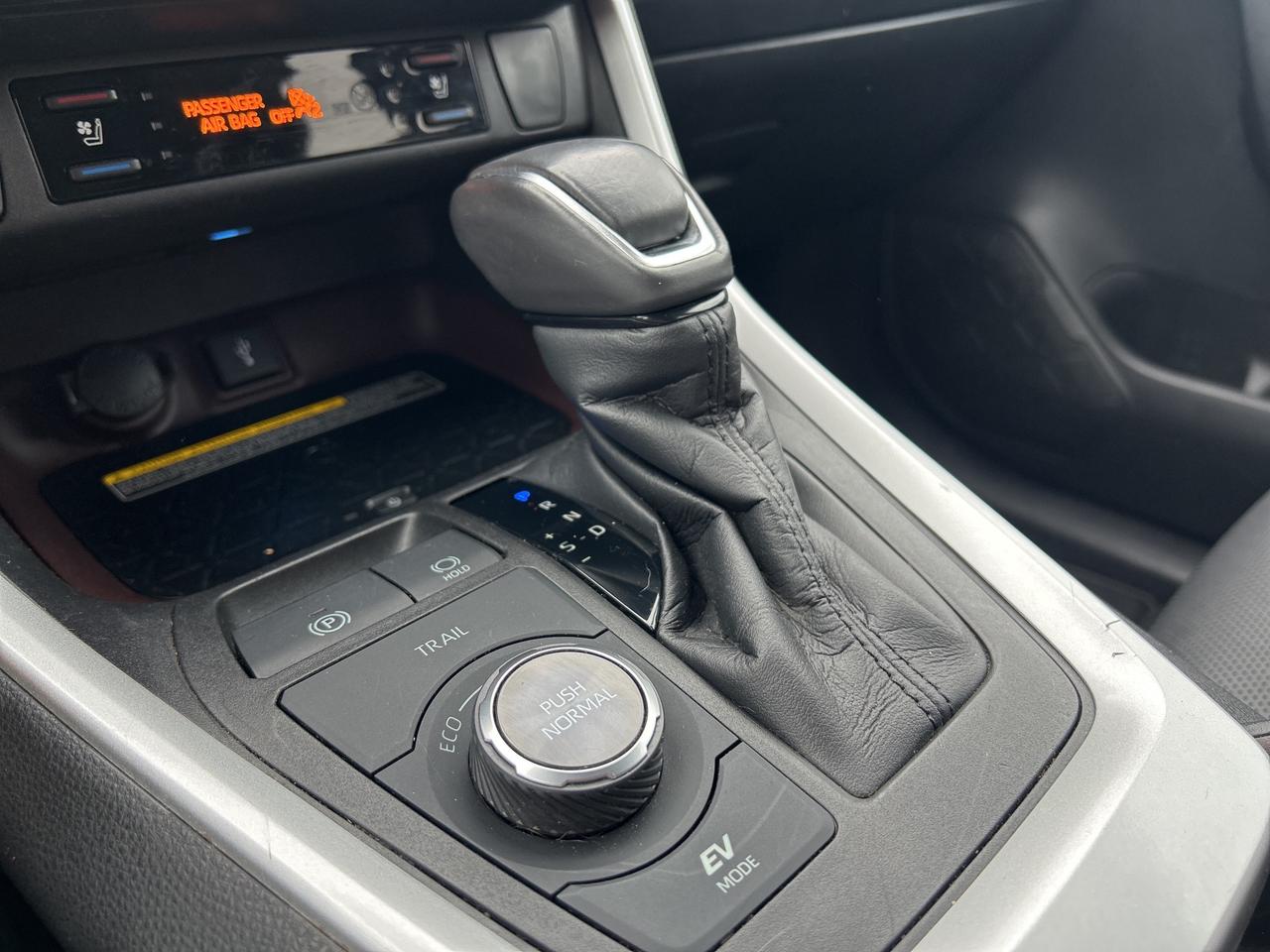 2021 Toyota RAV4 Hybrid Limited   JBL   Navigation   360 Camera Photo