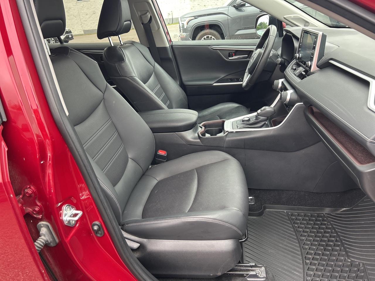 2021 Toyota RAV4 Hybrid Limited   JBL   Navigation   360 Camera Photo