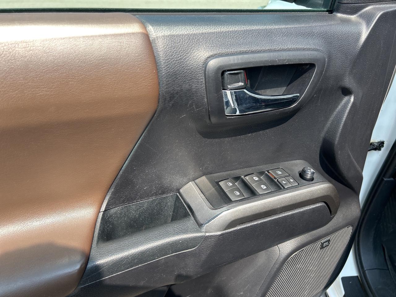 2020 Toyota Tacoma Limited   JBL Audio I Power Moonroof   Navigation Photo