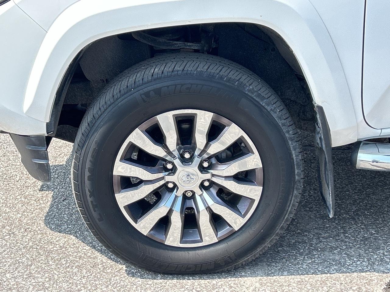 2020 Toyota Tacoma Limited   JBL Audio I Power Moonroof   Navigation Photo