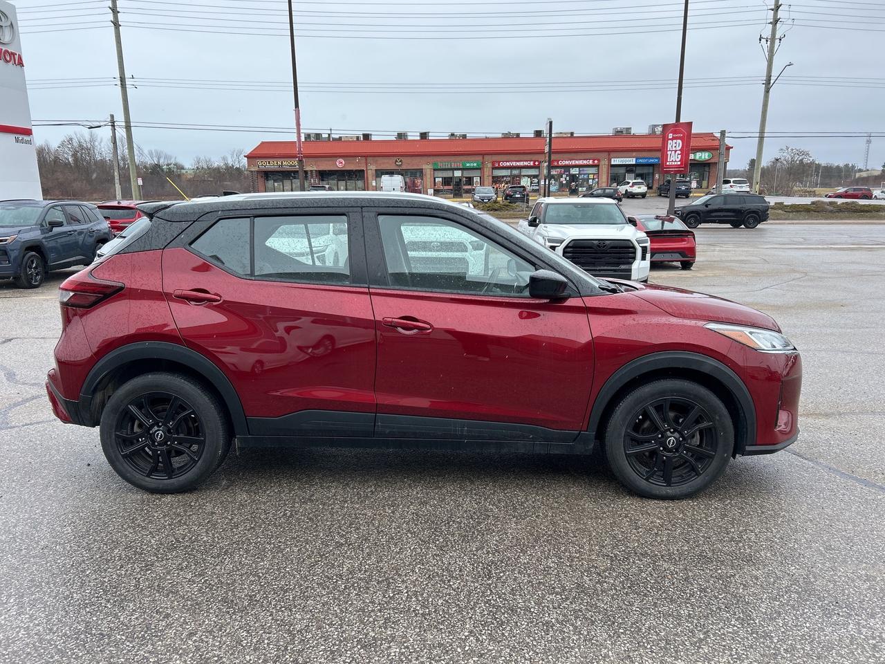 2023 Nissan Kicks SV   ONE OWNER   Blind Spot Warning Photo