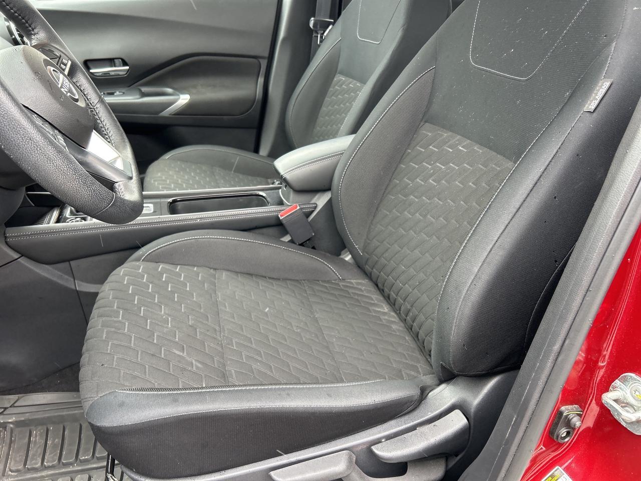 2023 Nissan Kicks SV   ONE OWNER   Blind Spot Warning Photo