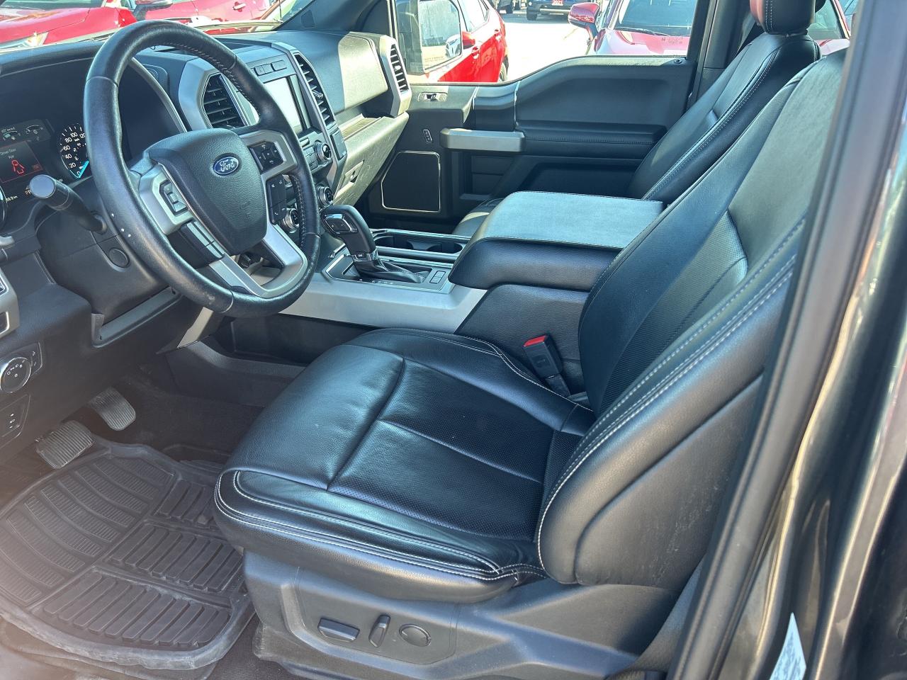 2020 Ford F-150 Lariat   Leather Interior   Power Moonroof Photo