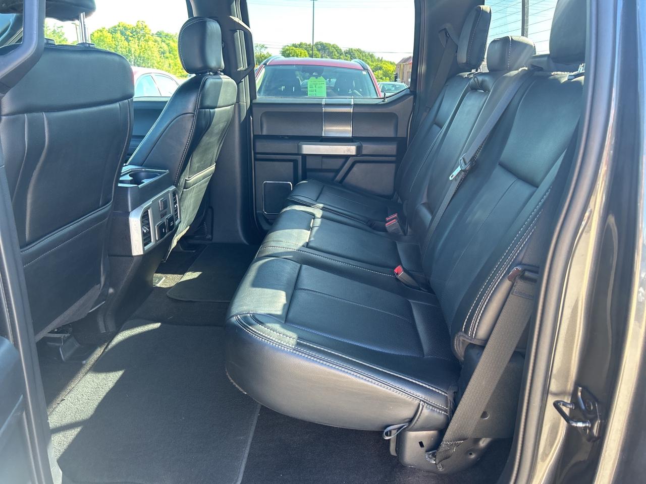 2020 Ford F-150 Lariat   Leather Interior   Power Moonroof Photo