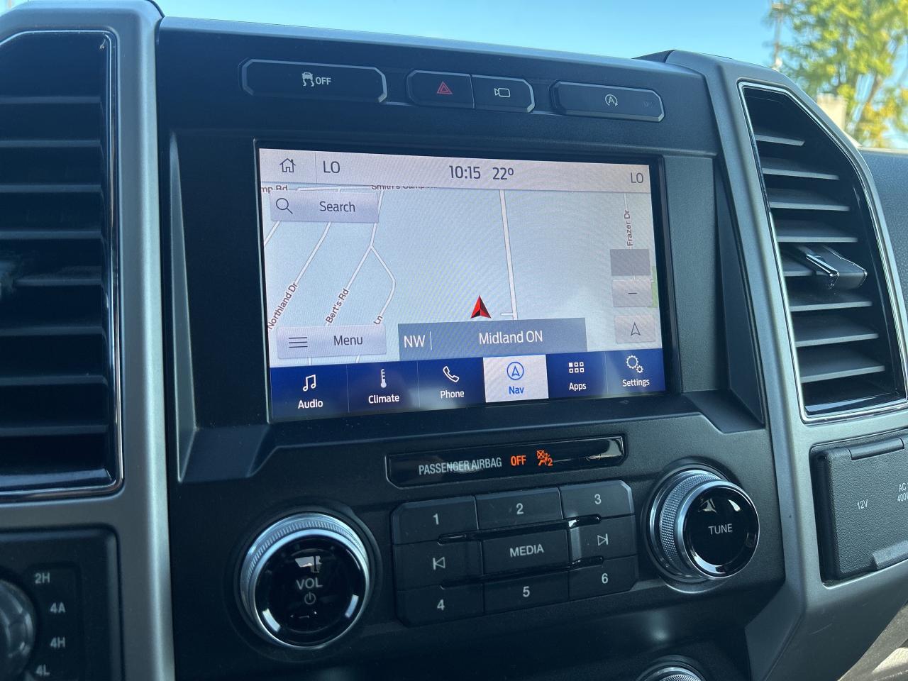 2020 Ford F-150 Lariat   Leather Interior   Power Moonroof Photo