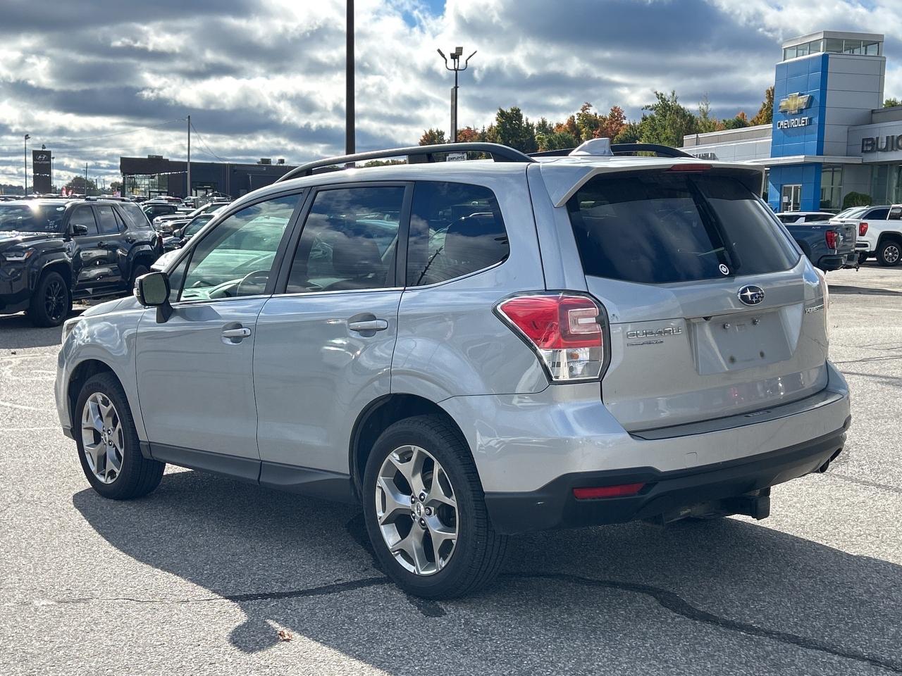 2018 Subaru Forester Limited   Power Moonroof   NO REPORTED ACCIDENTS Photo2