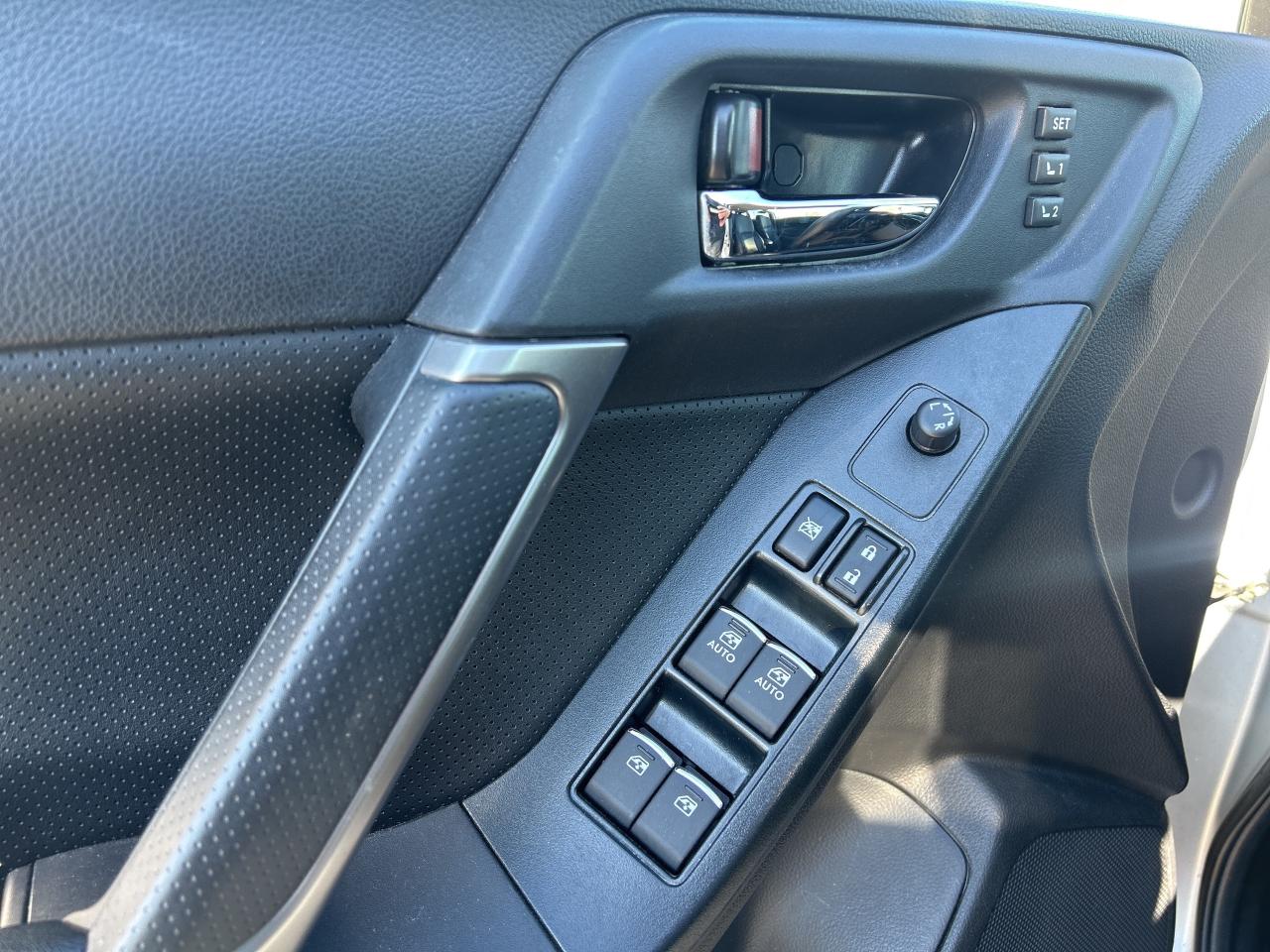 2018 Subaru Forester Limited   Power Moonroof   NO REPORTED ACCIDENTS Photo