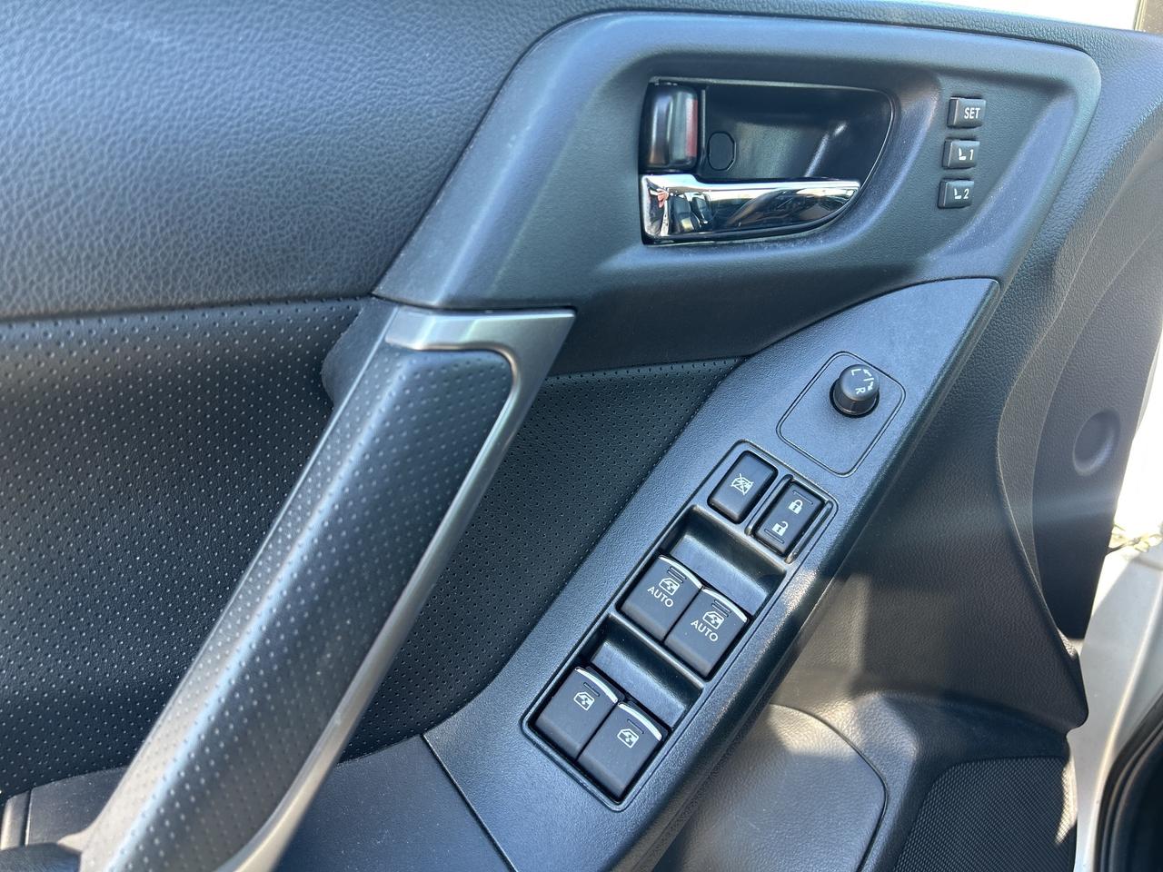 2018 Subaru Forester Limited   Power Moonroof   NO REPORTED ACCIDENTS Photo