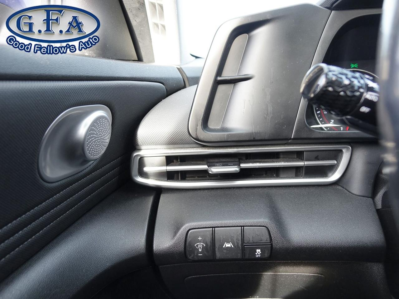 2022 Hyundai Elantra PREFERRED MODEL, SUN & TECH PACKAGE, SUNROOF, REAR Photo18