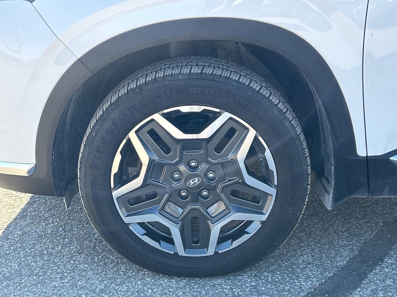 2022 Hyundai Santa Fe Hybrid Luxury AWD   Moonroof   Front & Rear Heated Seats Photo