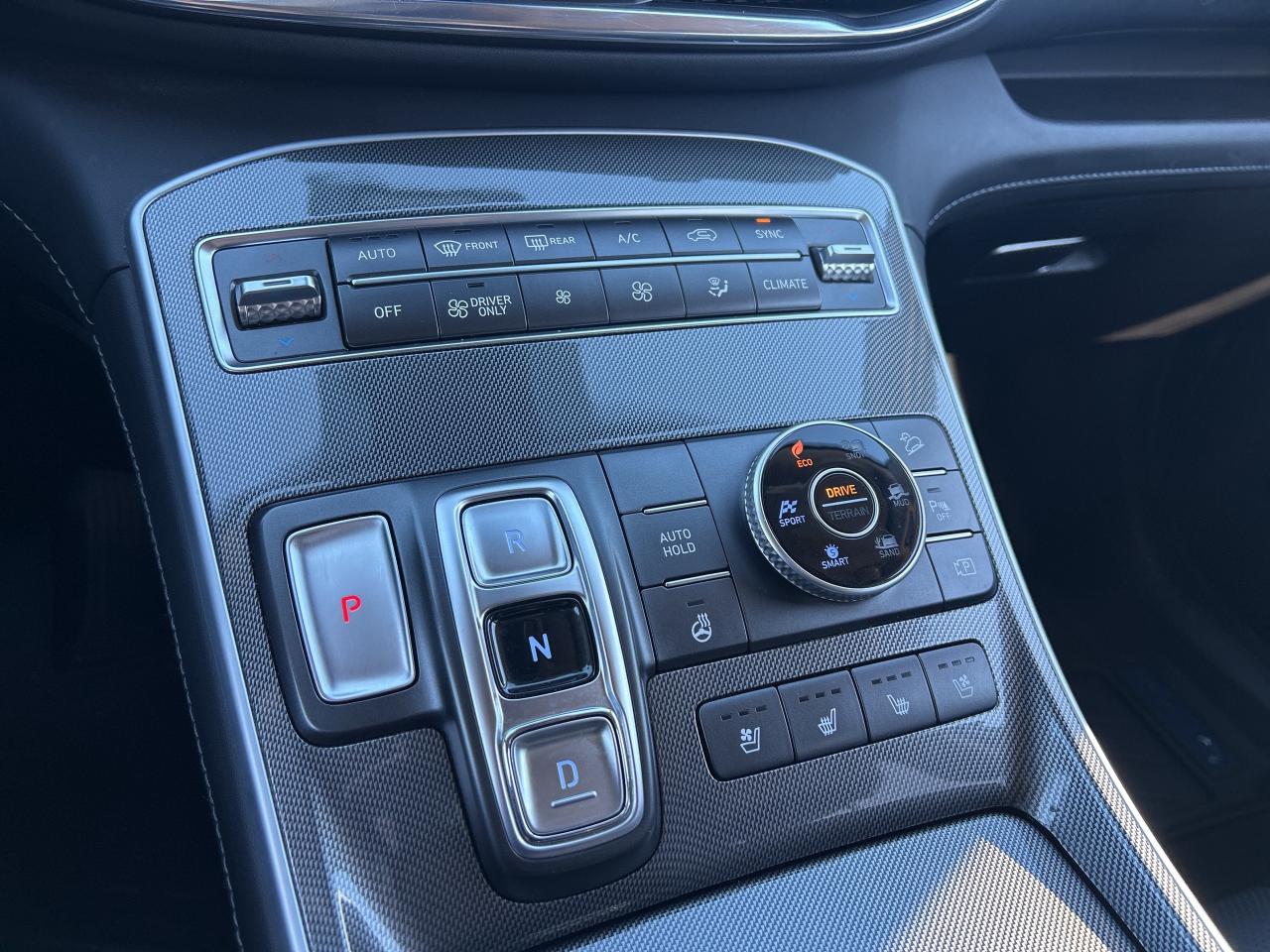 2022 Hyundai Santa Fe Hybrid Luxury AWD   Moonroof   Front & Rear Heated Seats Photo