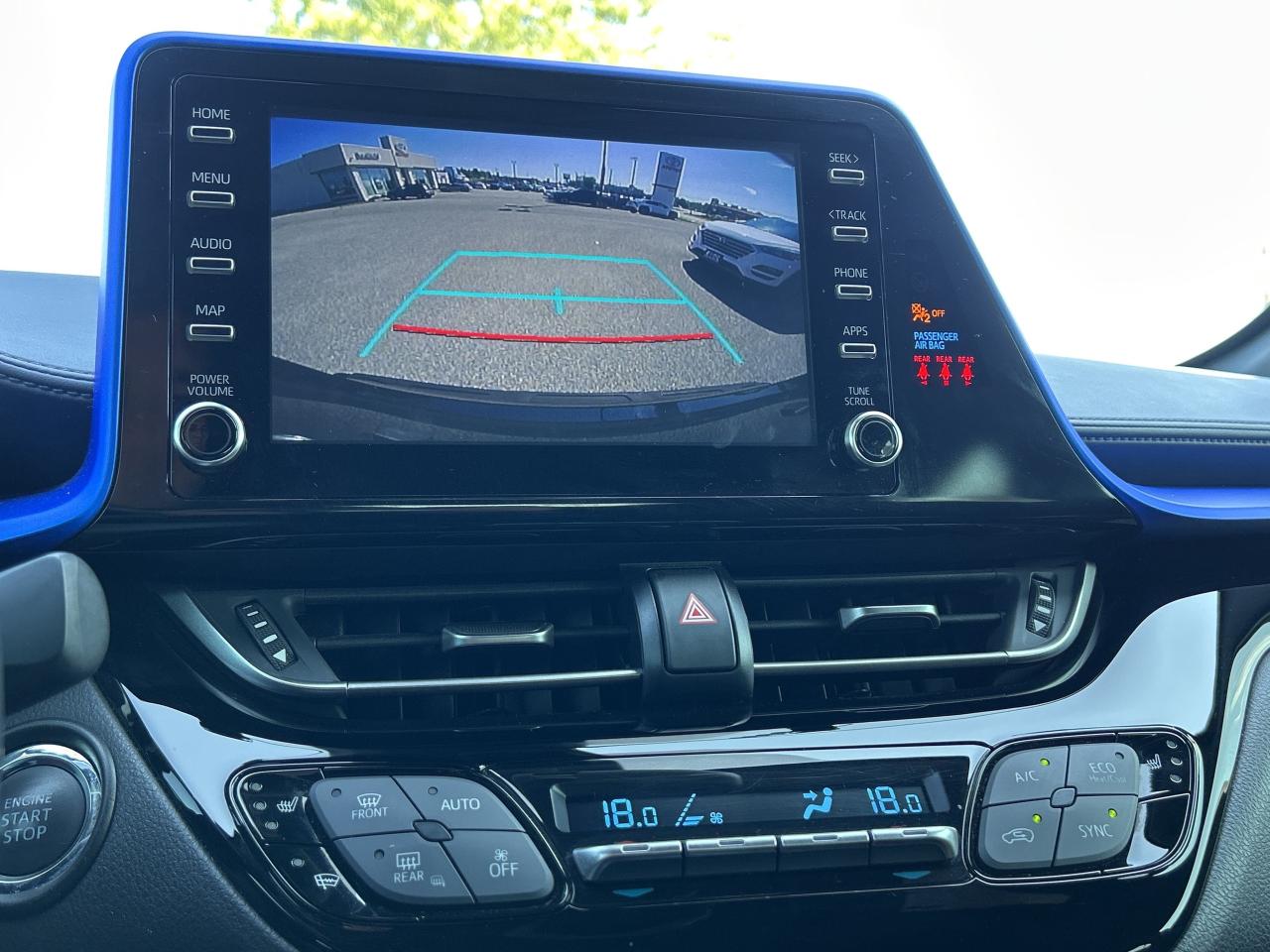 2022 Toyota C-HR XLE Premium   ONE OWNER   Apple Car Play Photo