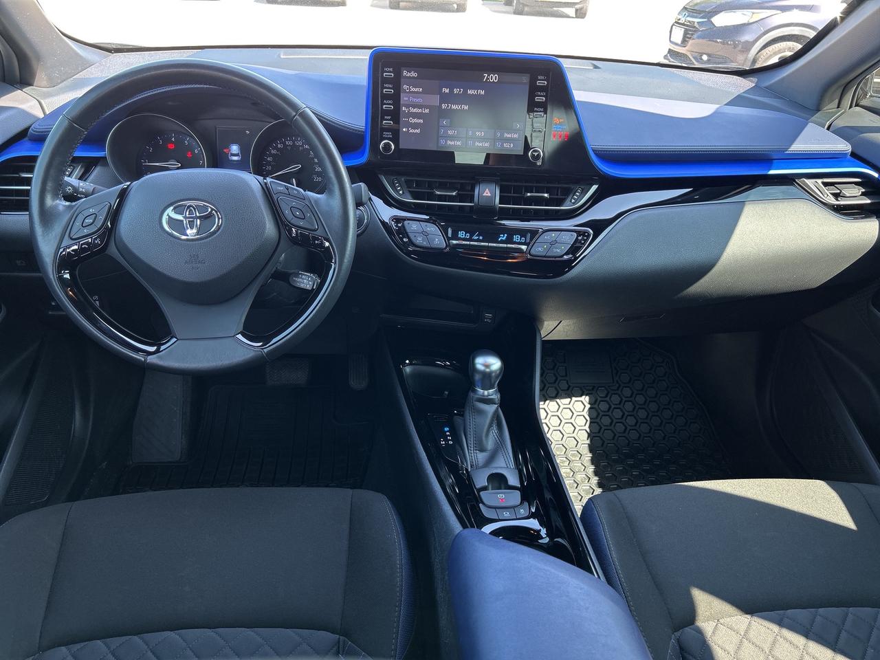 2022 Toyota C-HR XLE Premium   ONE OWNER   Apple Car Play Photo