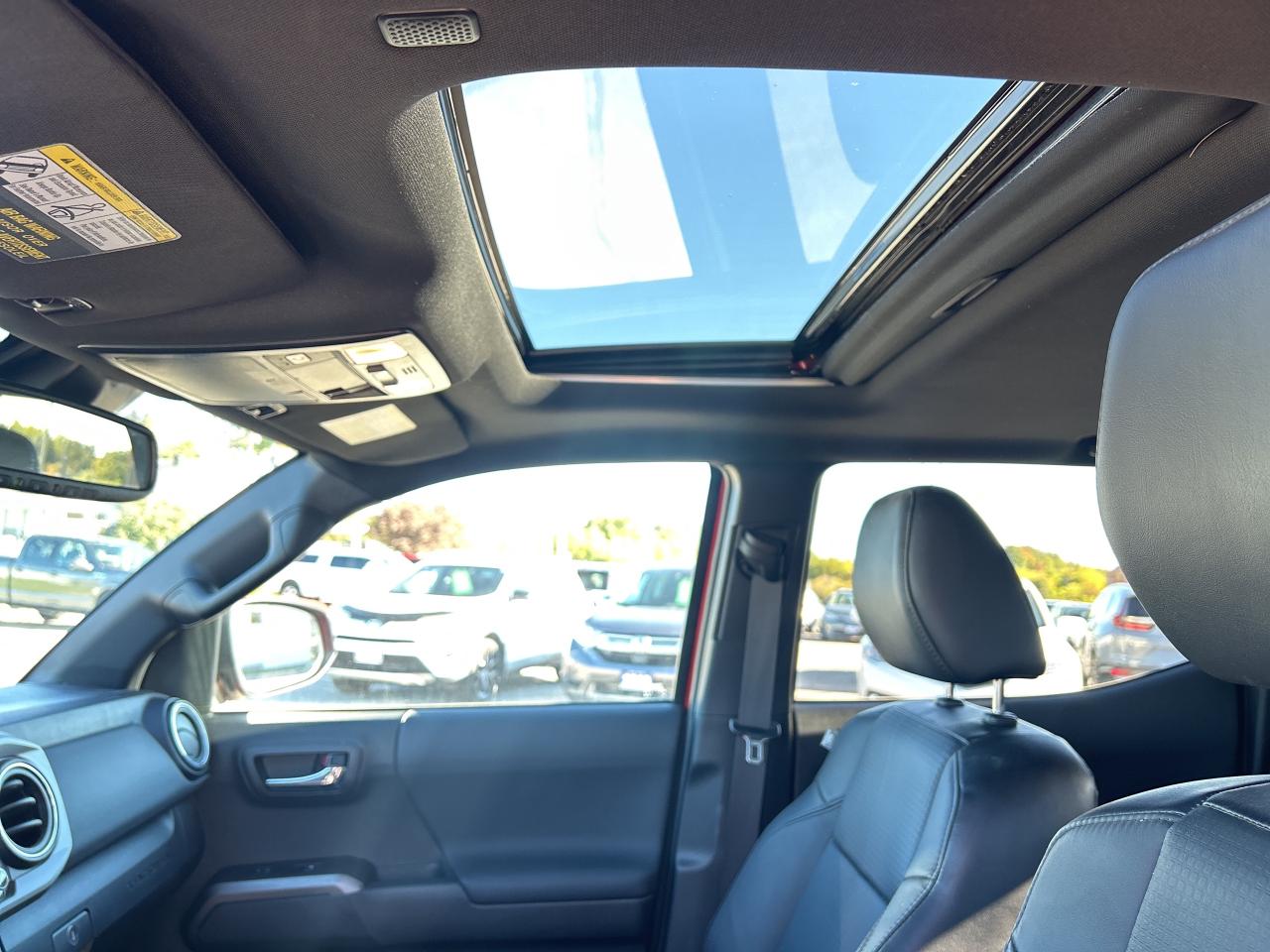 2022 Toyota Tacoma TRD Sport   ONE OWNER   7" Multimedia System Photo