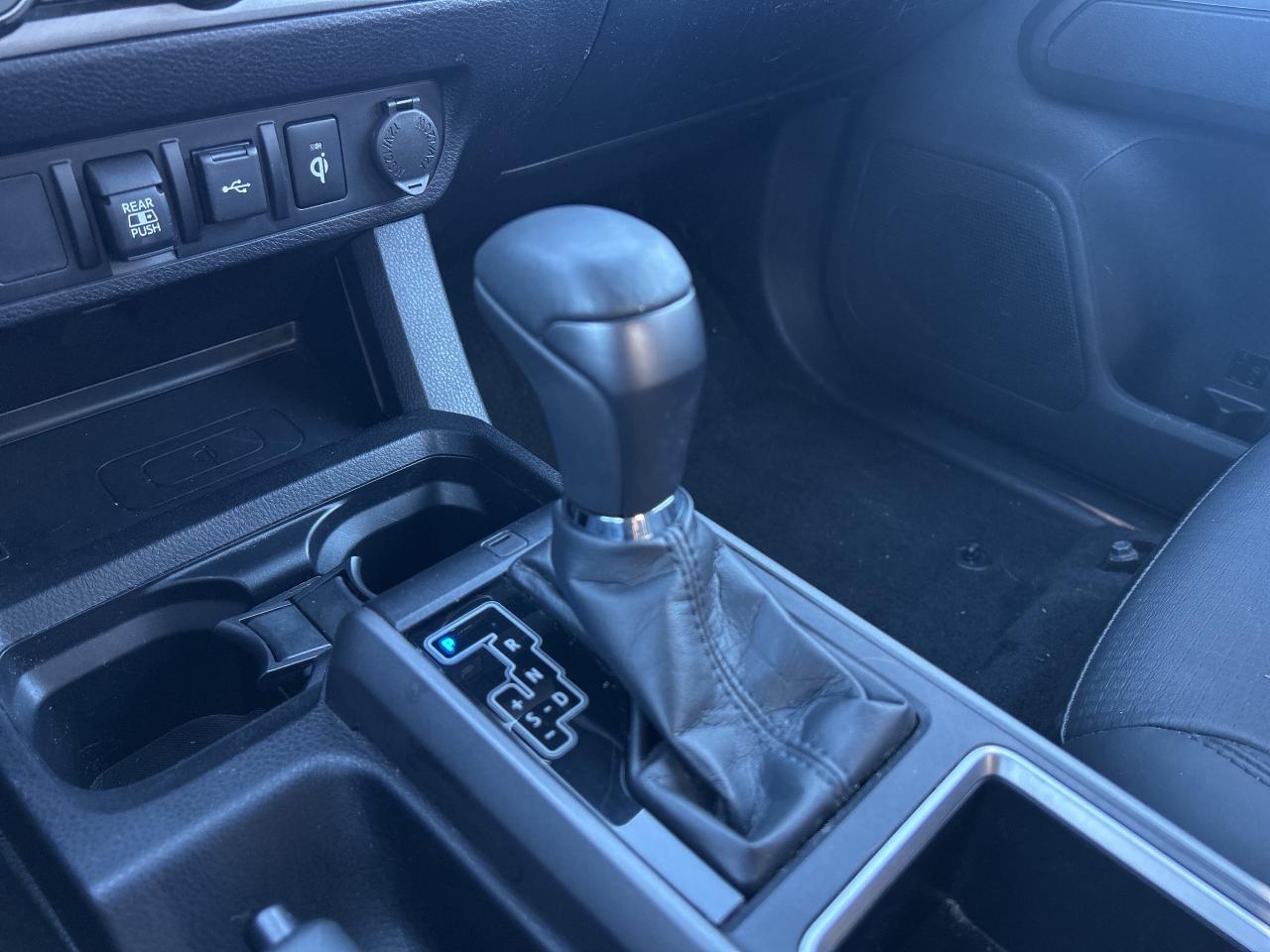 2022 Toyota Tacoma TRD Sport   ONE OWNER   7" Multimedia System Photo