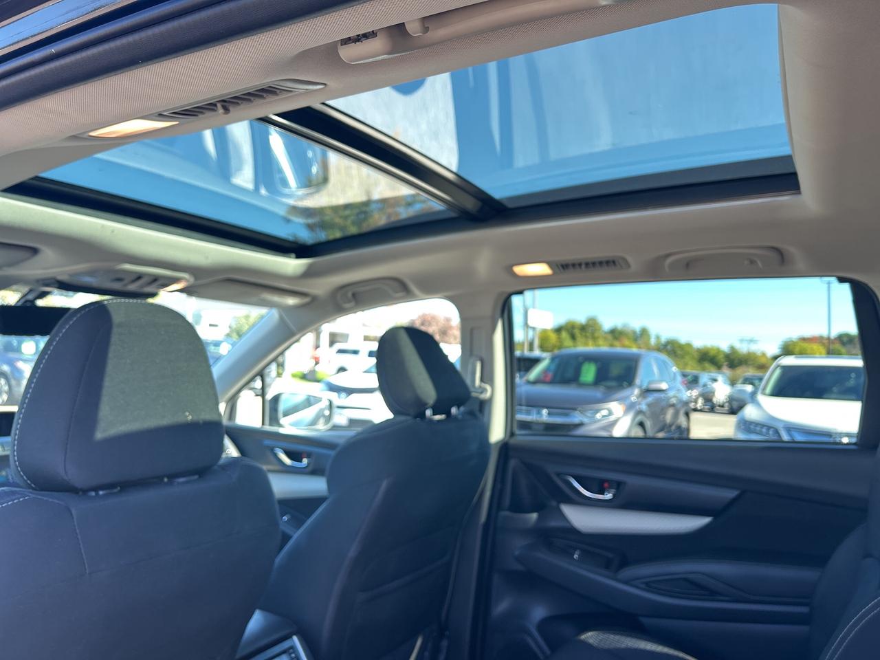 2019 Subaru ASCENT Touring   Panoramic Moonroof   LOW KILOMETRES Photo
