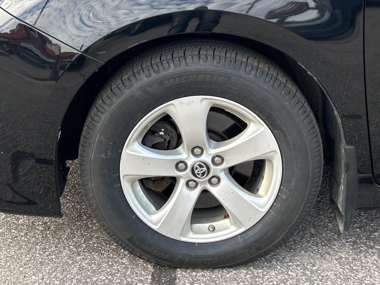 2020 Toyota Sienna LE 8-Passenger FWD   Trailer Hitch   Heated Seats Photo