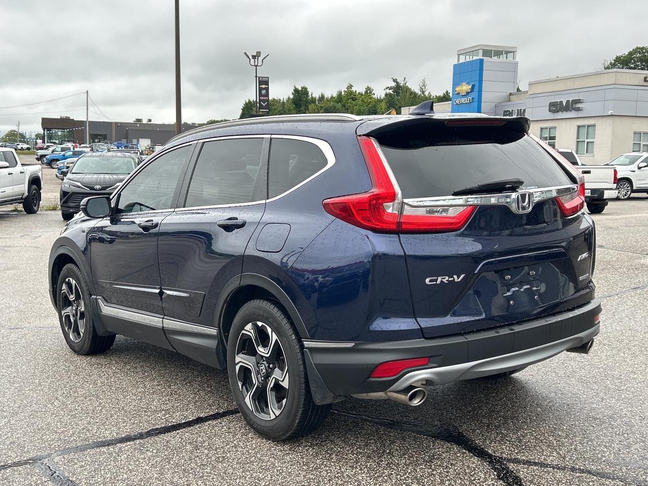 2017 Honda CR-V Touring   Panoramic Moonroof   Heated Front Seats Photo2