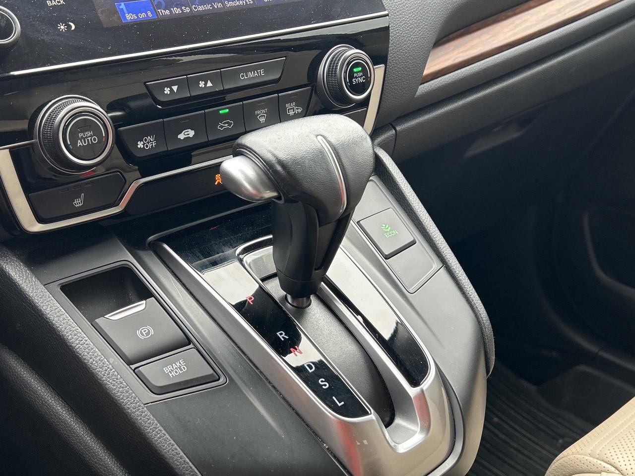 2017 Honda CR-V Touring   Panoramic Moonroof   Heated Front Seats Photo