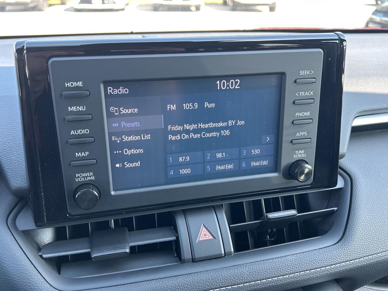 2020 Toyota RAV4 Hybrid LE   Front Heated Seats   Low KM Photo