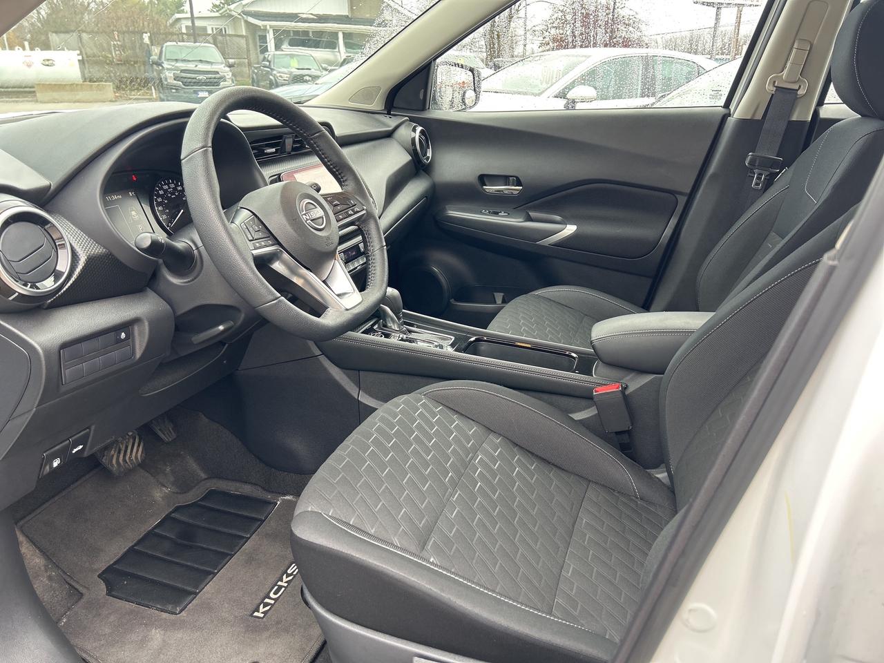 2024 Nissan Kicks SV   Front Heated Seats   NO REPORTED ACCIDENTS Photo