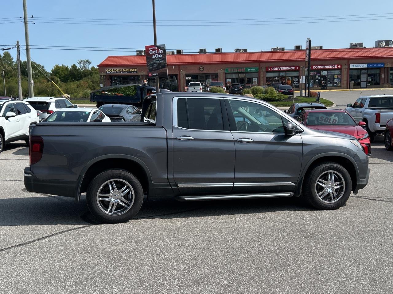 2017 Honda Ridgeline Touring   Power Rear Window   Heated Front Seats Photo