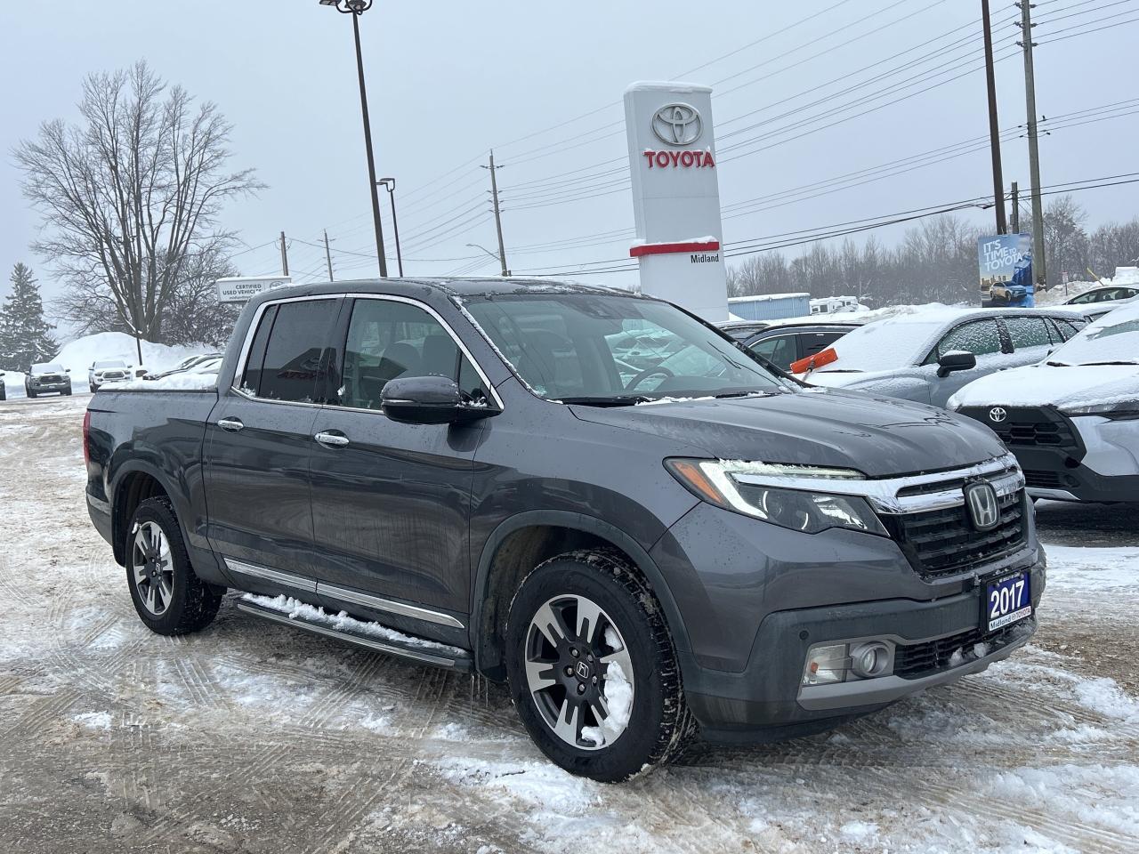 2017 Honda Ridgeline Touring   Power Rear Window   Heated Front Seats Photo